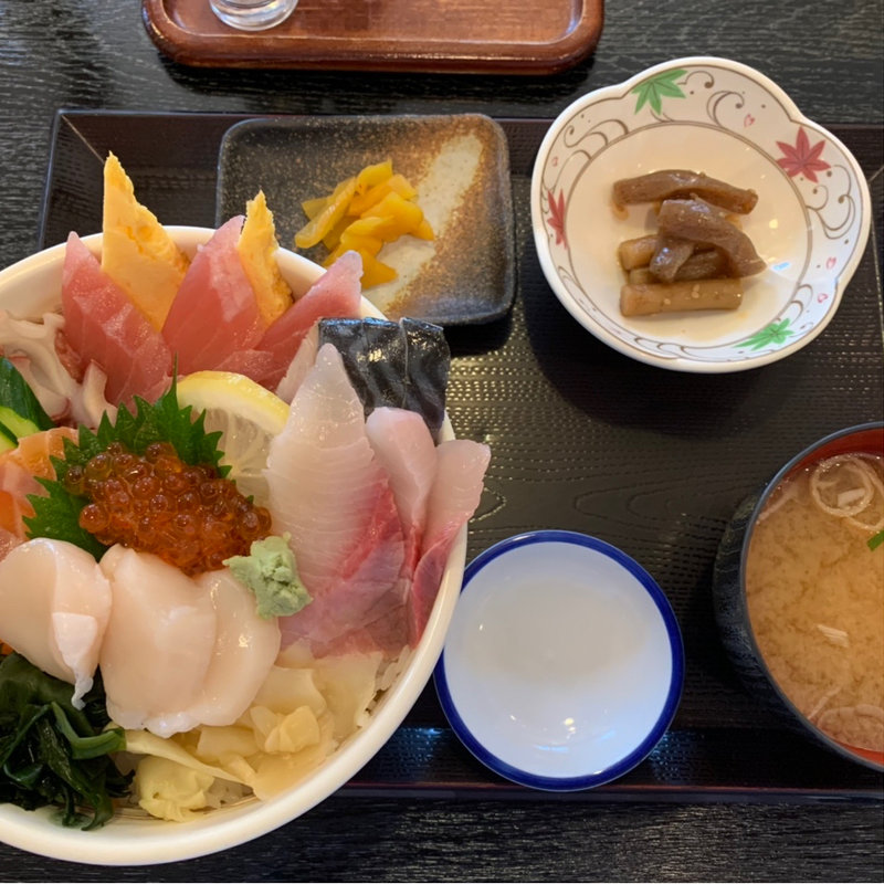 琥珀丼(道の駅くじのレストラン山海里)