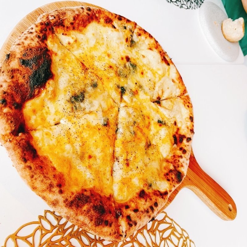 クワトロフォルマッジ(くりやまアンド・アム)