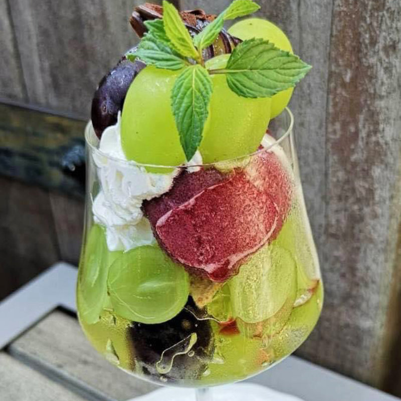 シャインマスカットのparfait(カフェドラパン)