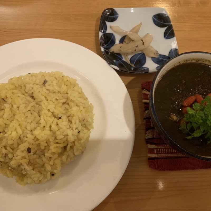 黒ゴマと大豆もやしのカリー (ベースキャンプ)