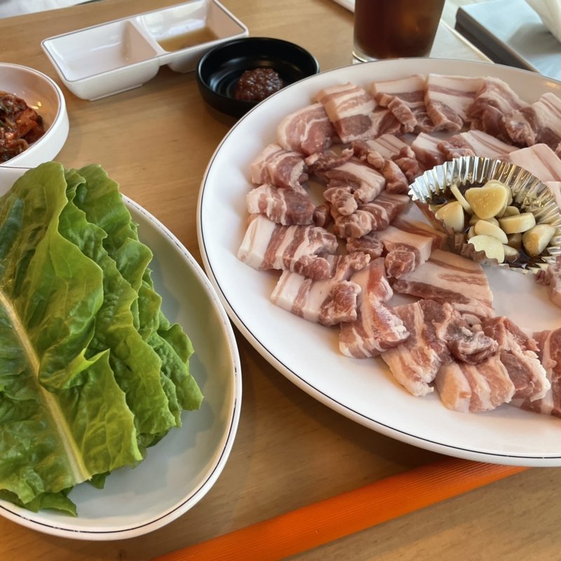 サムギョプサル(韓国食堂サムギョプサル)