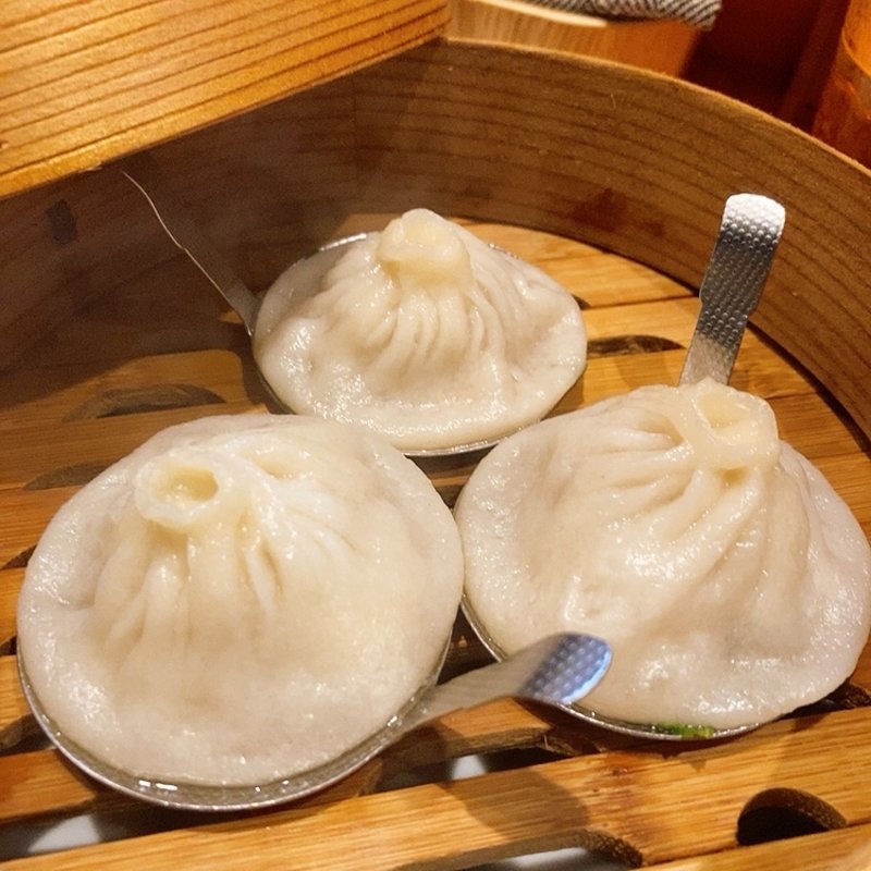 小籠包（おまかせコース）(深夜的中華食堂)