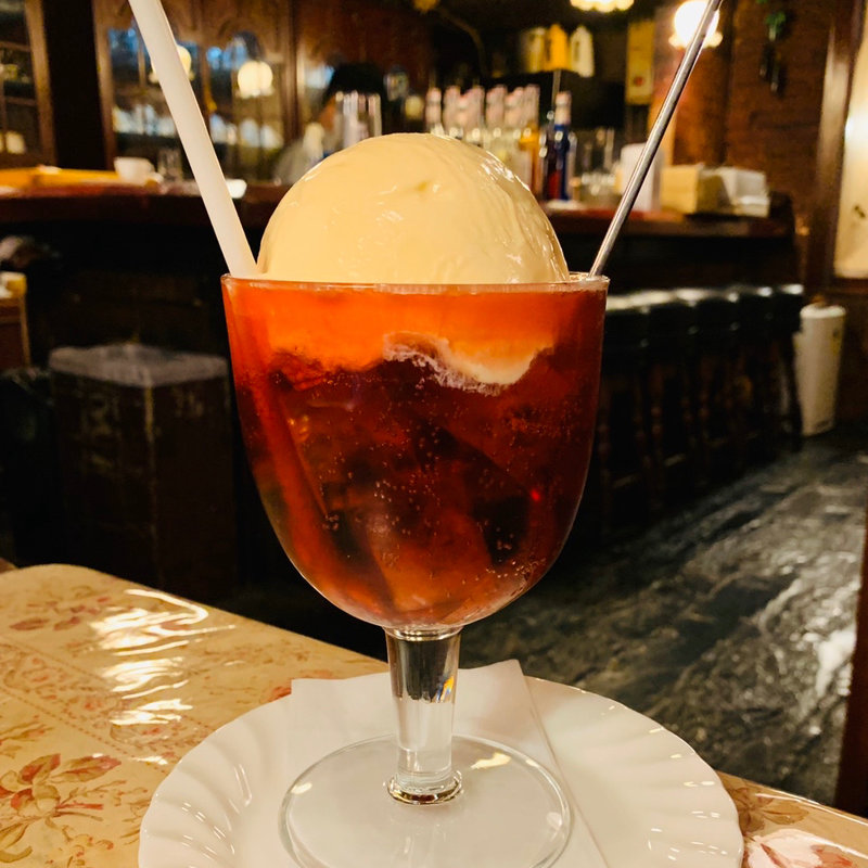 クリームソーダ ワインレッドの恋(ゆりあぺむぺる )