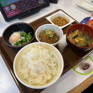 納豆・牛まぜのっけ定食(すき家 栄三丁目店 )