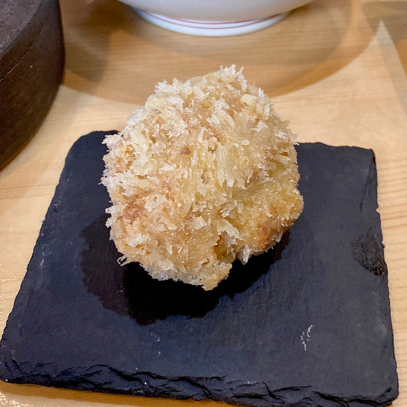 純粋金華豚の小さな(50g)ジューシーミンチカツ(熟成とんかつ専門店 花ひらく)