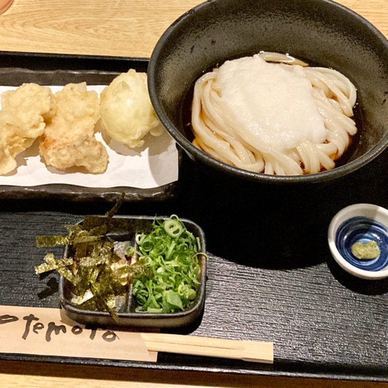 とり玉天とろろぶっかけ(うどんと天ぷら 山斗)