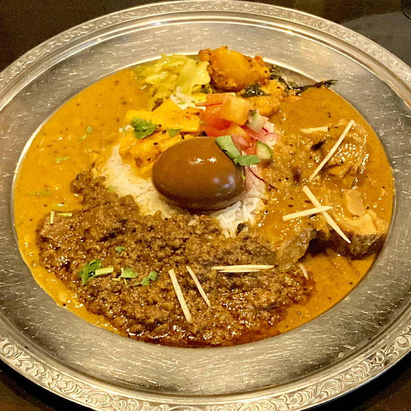 あいがけ　台湾煮卵トッピング(百薫香辛食堂)