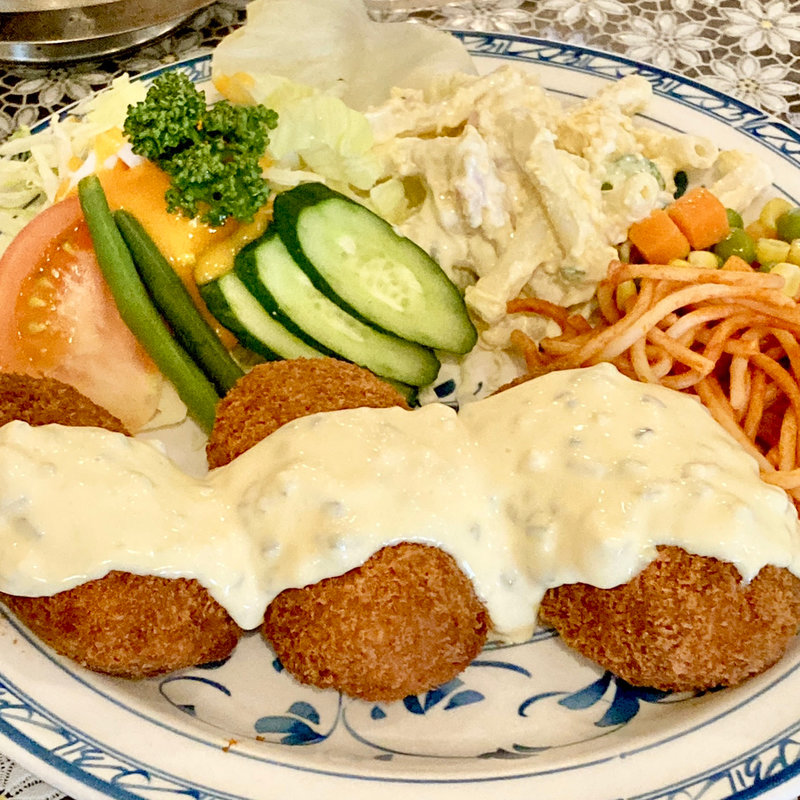 カニクリームコロッケ定食(喫茶コンパ)