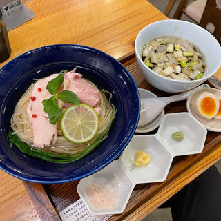 透き通る昆布水つけ麺（醤油・塩）(麺家 神明 栄スカイル店 )
