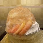 桃と粒あんマスカルポーネ