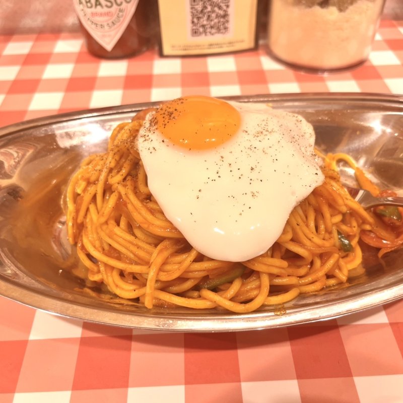 ナポリタン目玉焼き(スパゲッティーのパンチョ 新宿南口店)