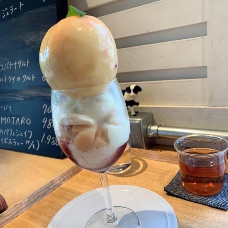 もものパフェシェイク(ソビノワ)