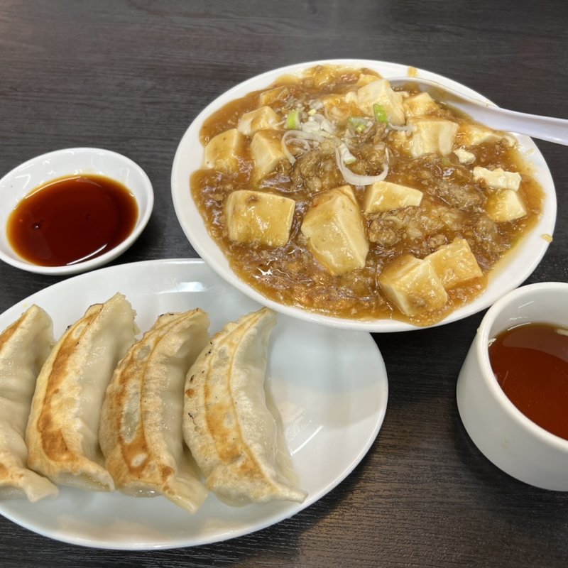 麻婆丼とジャンボ餃子(南京亭 国立店 )
