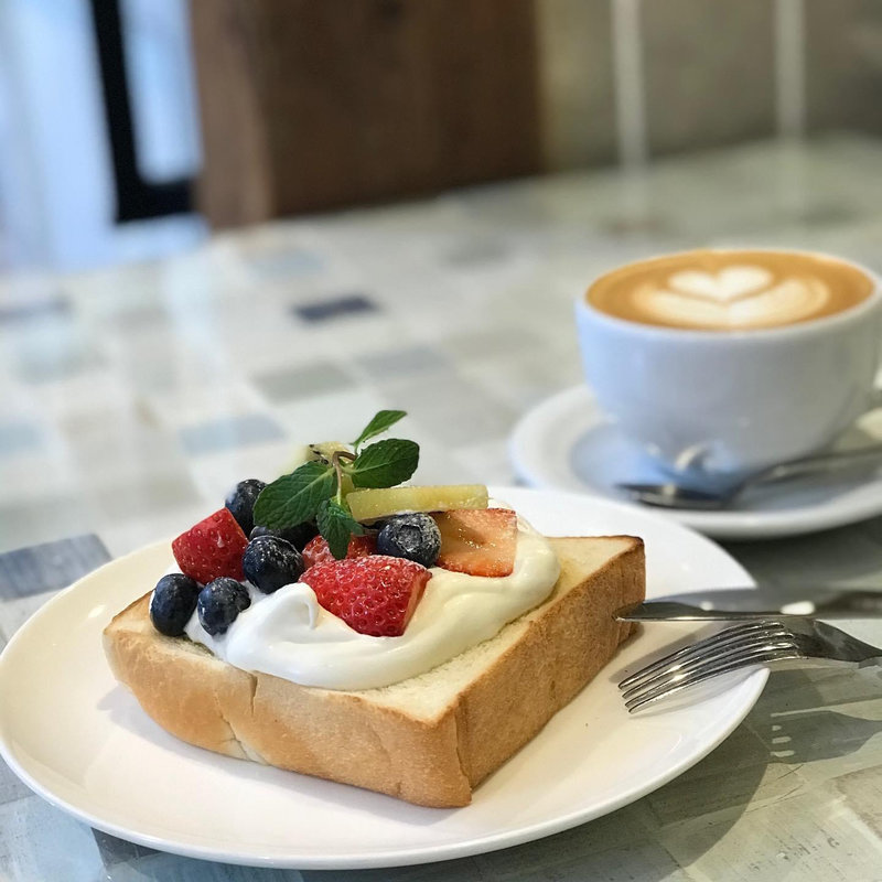 フルーツオープンサンドイッチ(フェブラリーカフェ （FEBRUARY CAFE）)