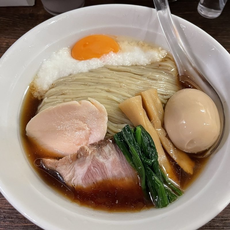 カツオ出汁の山かけ冷やし麺　味玉(貝出汁中華そば竹祥)