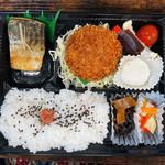 まぐろメンチ弁当