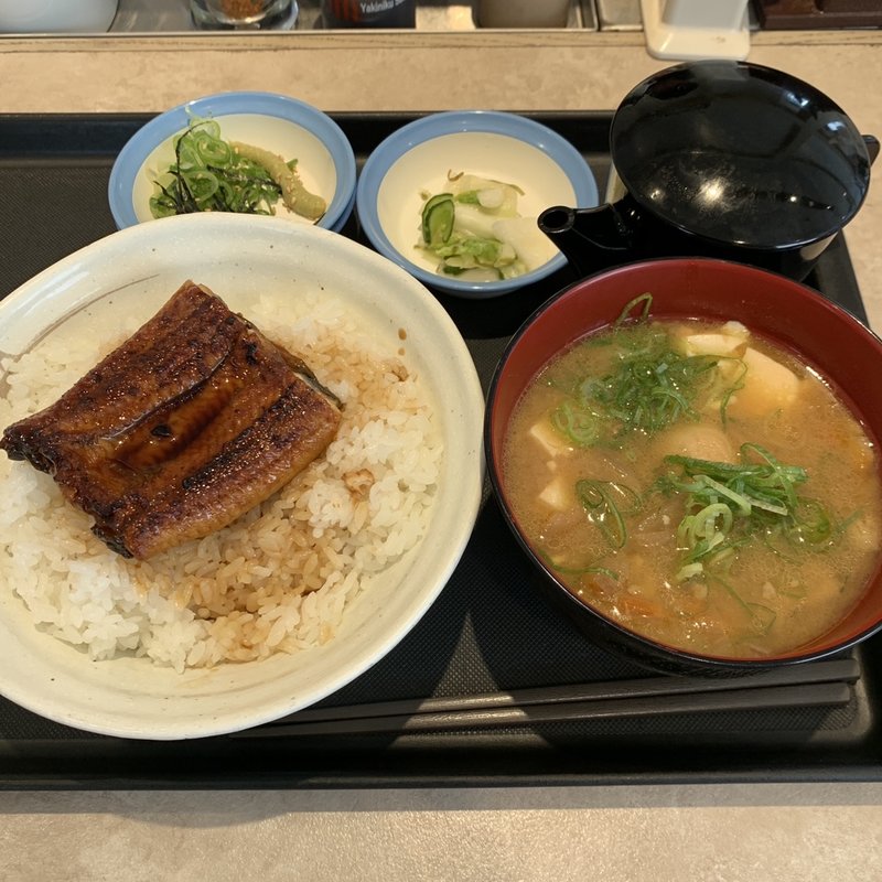 ひつまぶし風うな丼お茶漬け豚汁セット(松屋 中野坂上店)
