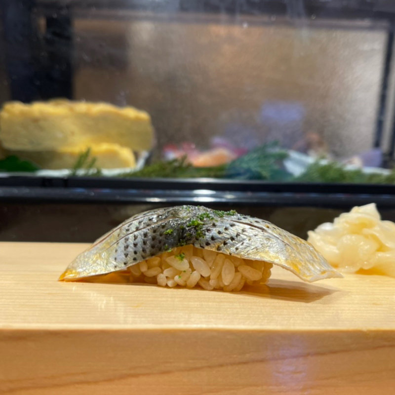 こはだ(鮨屋とんぼ 栄店)