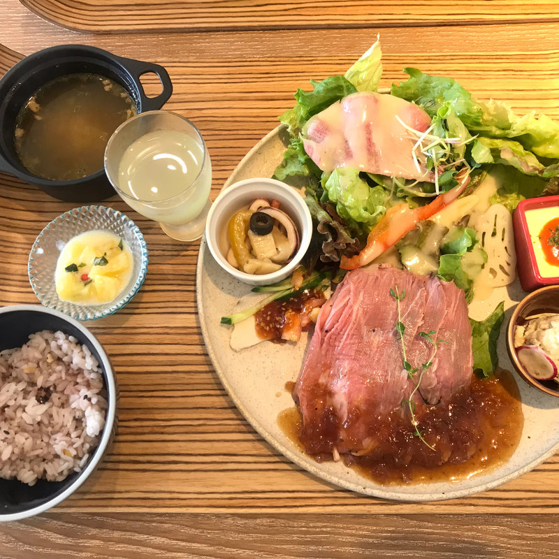 ローストビーフプレート(FARMERS GARDEN Cafe オムレットイオンモール名古屋茶屋店)