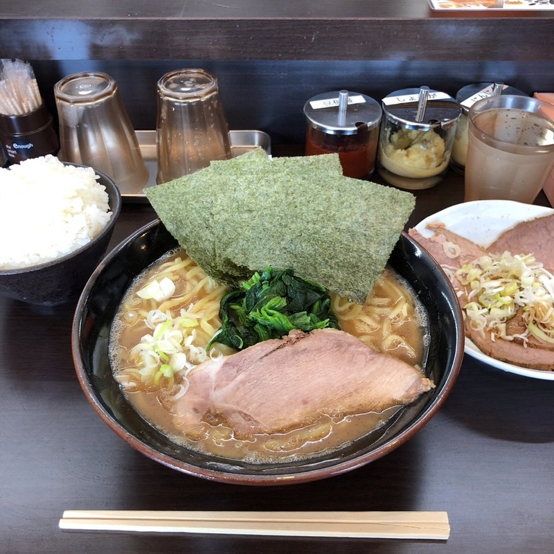 (横浜家系らーめん英 （ひで）)