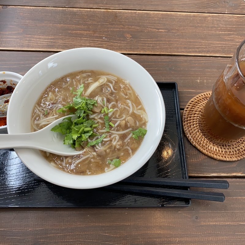 (カフェ ワルナワルニ)