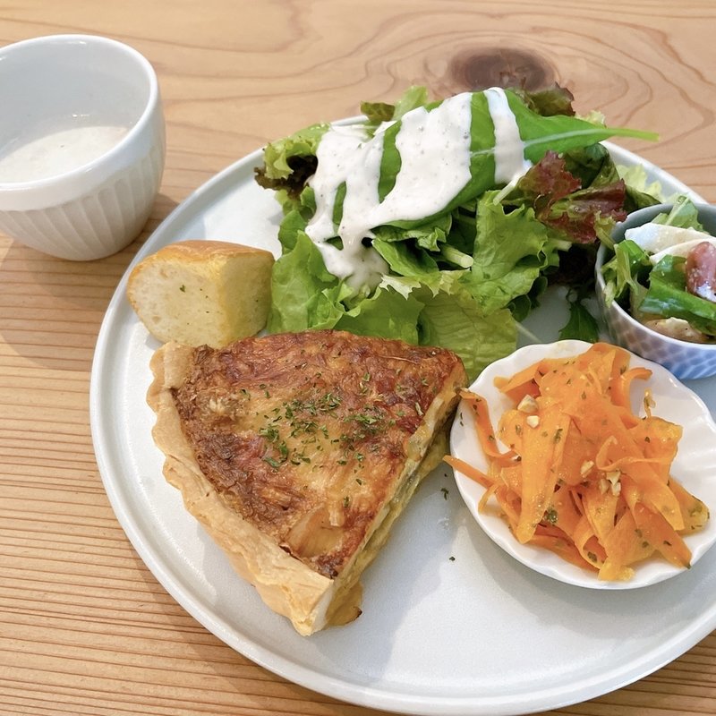 キッシュプレート(なつカフェ)