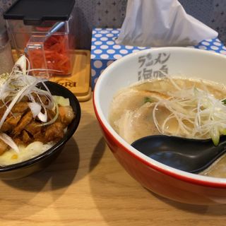 天神駅周辺で食べられる人気魚介ラーメンbest2 Sarah サラ