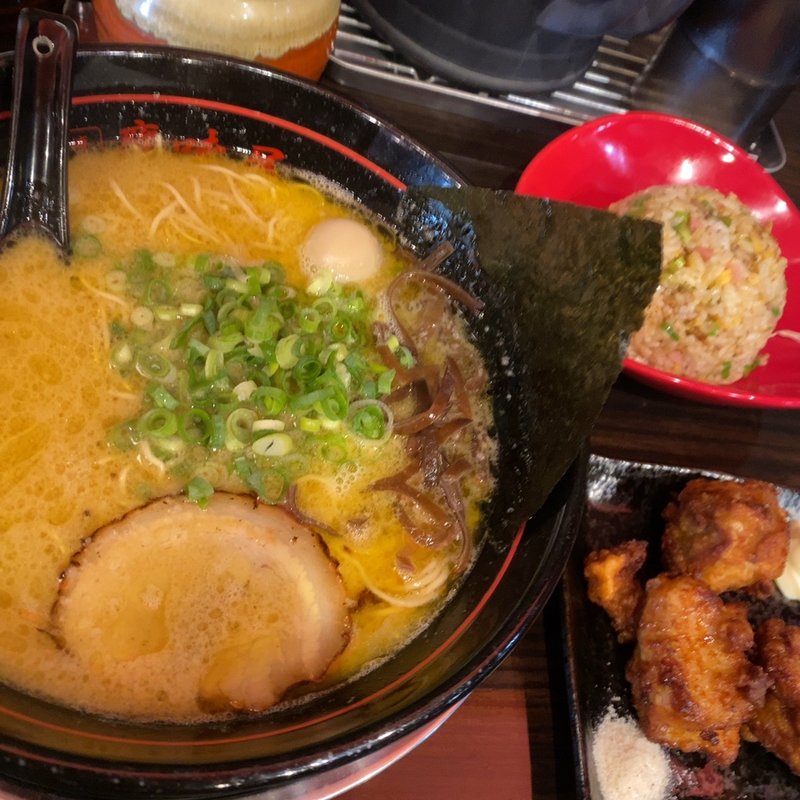 (らーめん 鷹味屋)