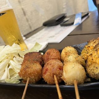 串カツ4本盛り(もつ鍋、串カツのお店 きんぱち)