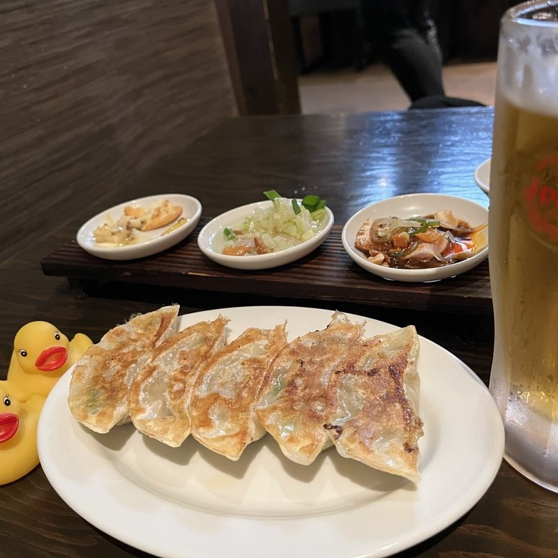 名物パリパリ焼餃子(裏路地酒場 アジア麺 樹)