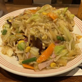 野菜たっぷり皿うどん(リンガーハット TOKYO PREMIUM 日比谷シャンテ店)