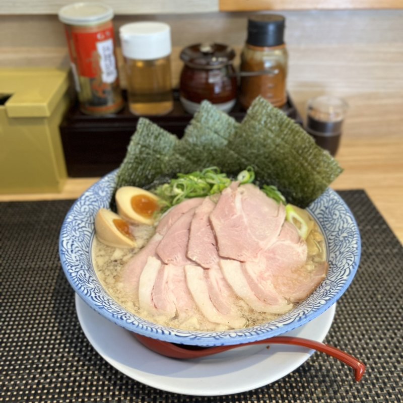 特性背脂中華そば(セアブラノ神 伏見店 )