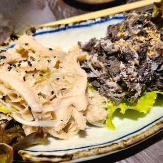 ハチノス・センマイ刺し(板橋冷麺)
