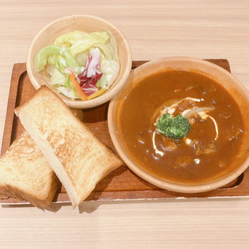 ハッシュドビーフセット(CAFE＆BAKERY MIYABI 神保町店 （カフェ アンド ベーカリー ミヤビ）)