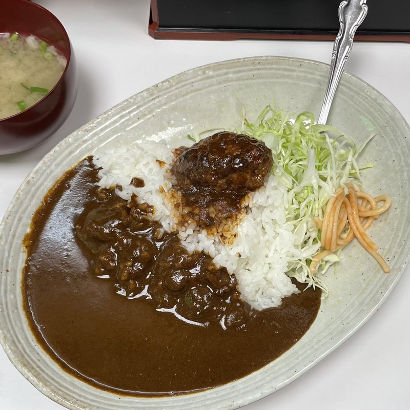 ハンバーグカレー(キッチン台栄)