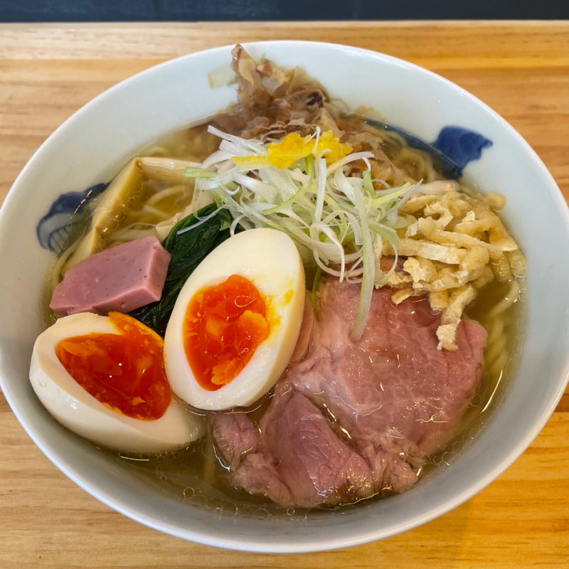 おだしらーめん 白醤油(おだしらーめん おだに)