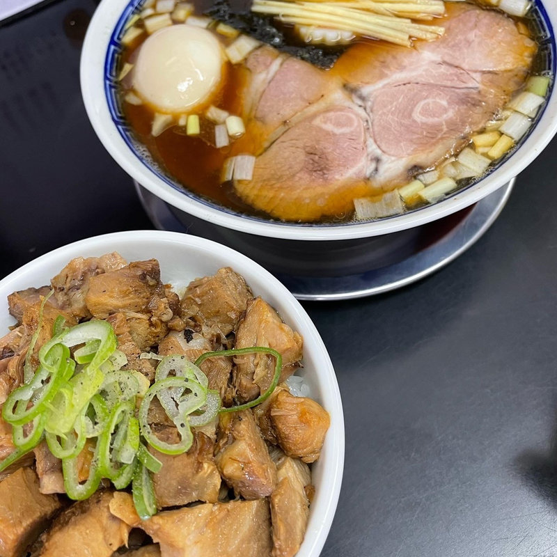 中華そば並盛＋チャーシュー丼(中華そば 亀喜屋 （カメキヤ）)