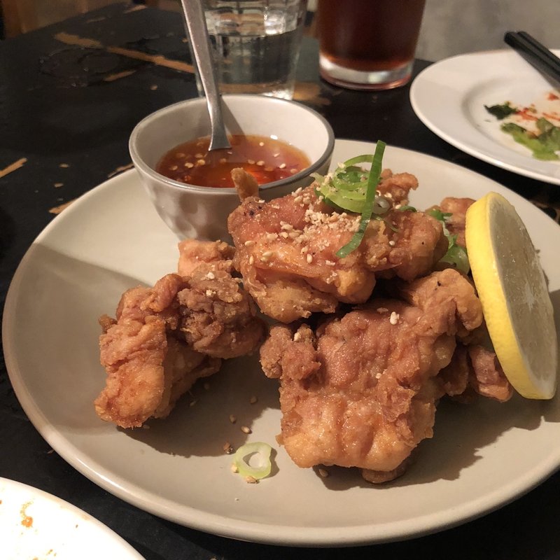 ソース選べる若鶏の塩唐揚げ(PUBLIC)