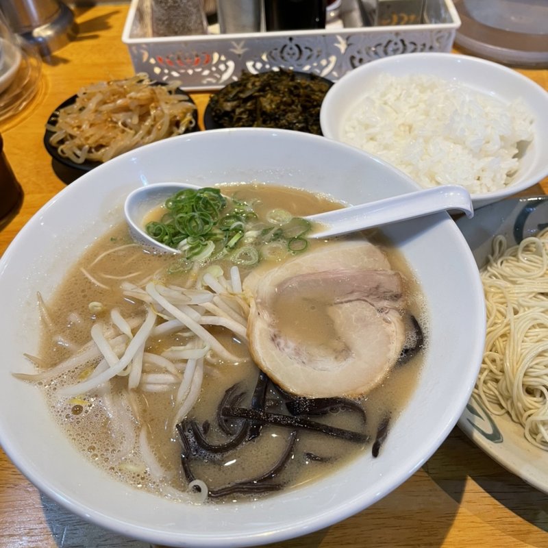 ラーメン+替え玉+ご飯セット(博多味の蔵 広島矢野店 )