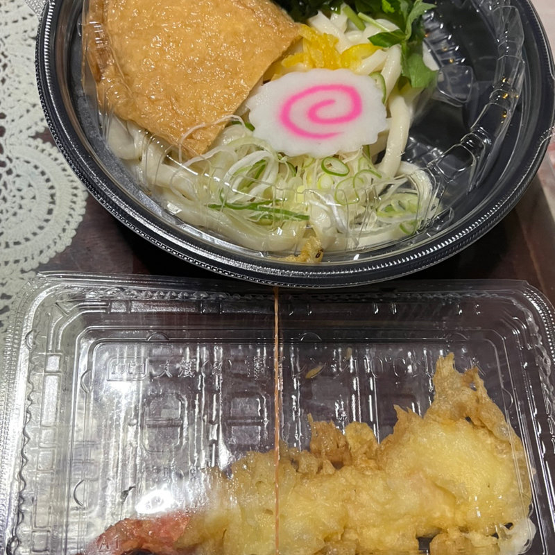 冷やし大エビ天うどん（テイクアウト）(山田うどん食堂 上尾小泉店 )