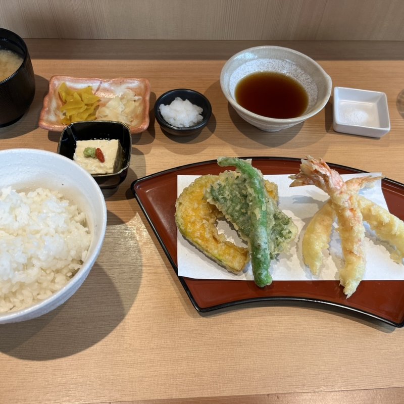 上天ぷら定食(天ぷら　門久　(八坂圓堂))