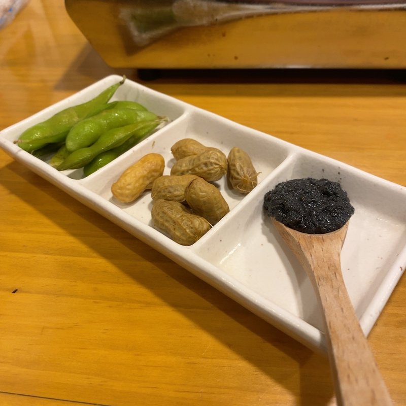 お通し(焼肉 食肉卸 卸や 肉八 黒川店)