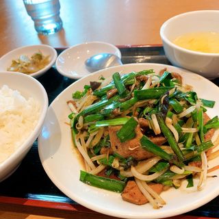 ニラレバ定食＋餃子(日高屋 四ツ谷店)
