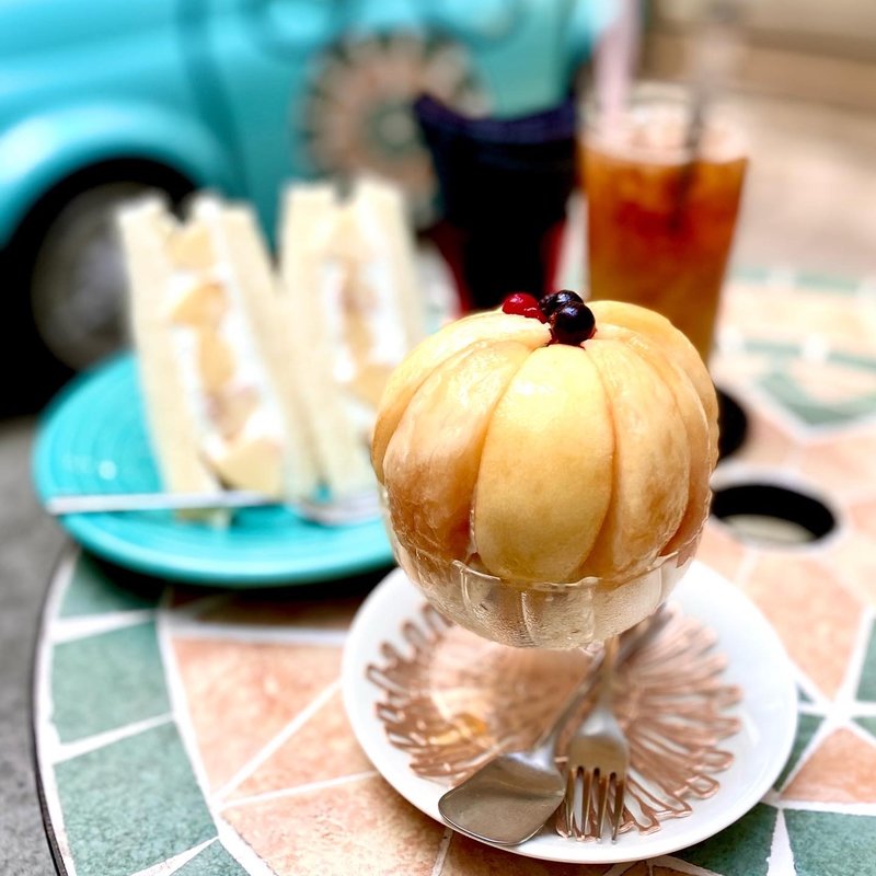 桃パフェ(チンクエチェント )