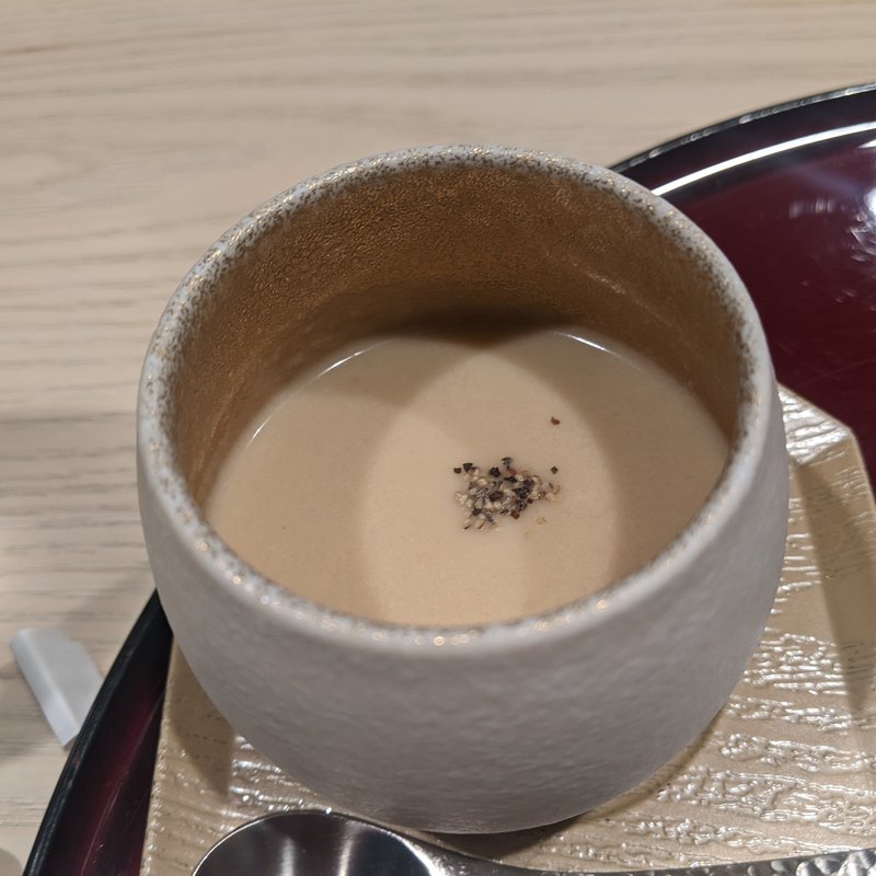 玉葱の冷製ポタージュ(1000)