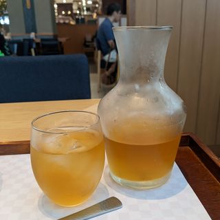 鹿児島県産棒ほうじ茶(和カフェ Tsumugi FOOD&TIME ISETAN OFUNA店)