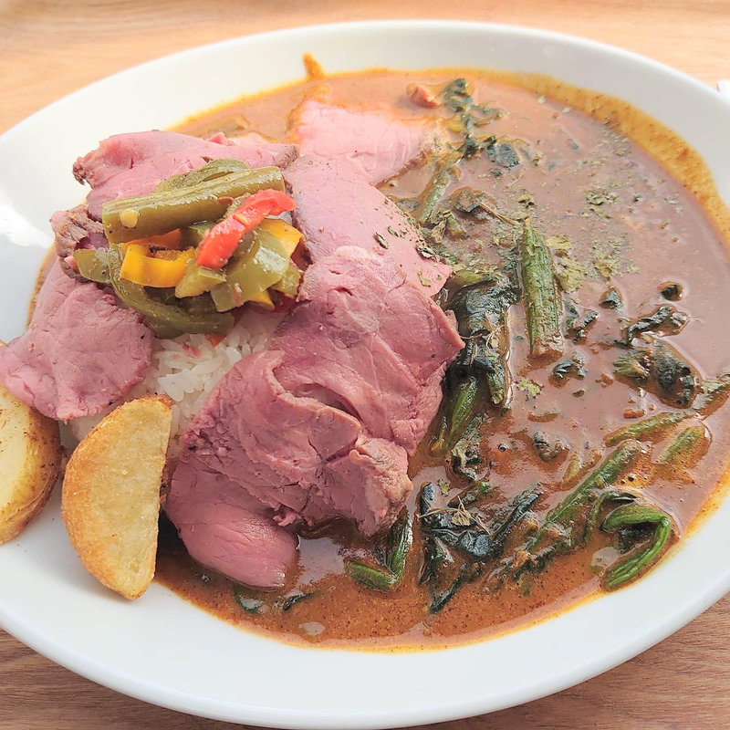 ローストビーフほうれん草カレー(ヒナタ屋)