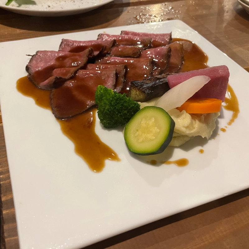 特選国産牛のローストビーフ(improve 湘南台)