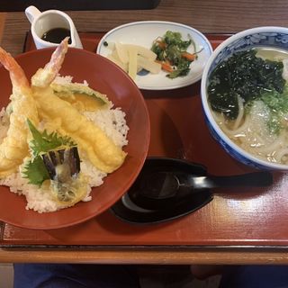 天丼うどんセット(たまき 松江店 （手造りうどんたまき）)