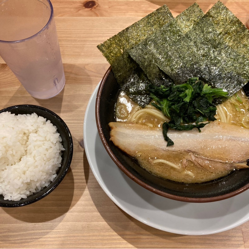 家系ラーメン 並(家系ラーメン しずく家)